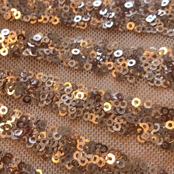 Rose gold body con dress - Picture 3 of 5